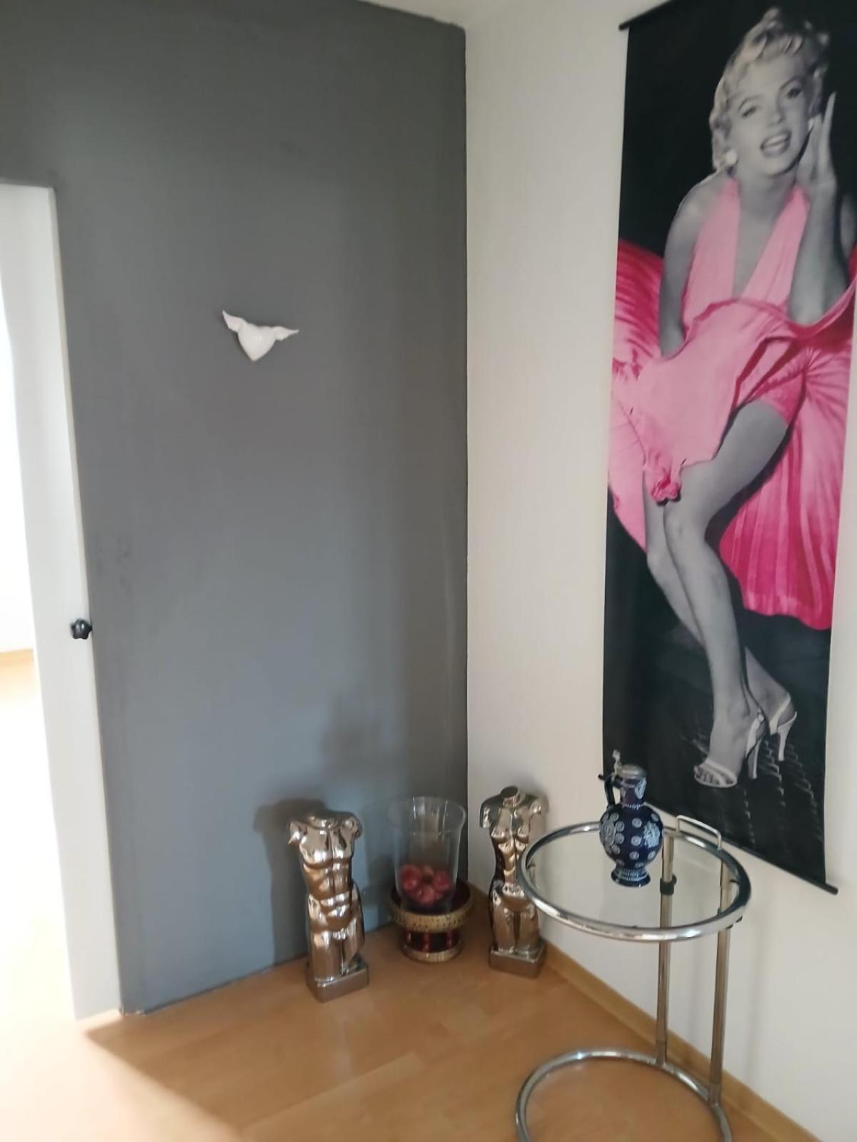 Apartment Fuer Montuere
