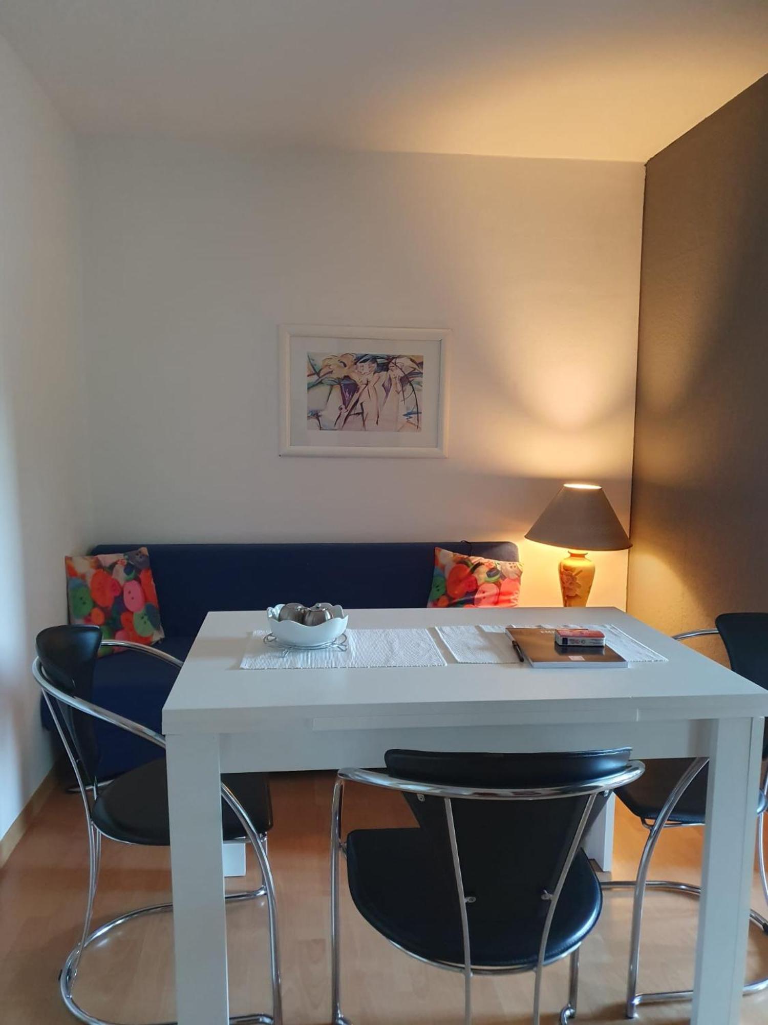Fuer Montuere Apartment Kassel